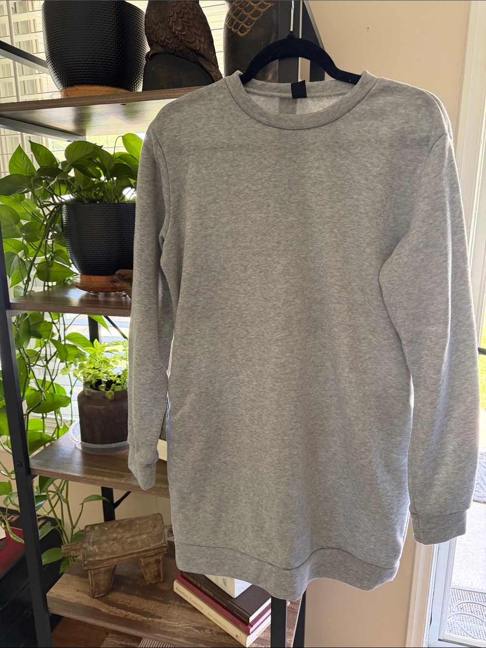 Classic woman’s Crewneck Sweatshirt - Gray